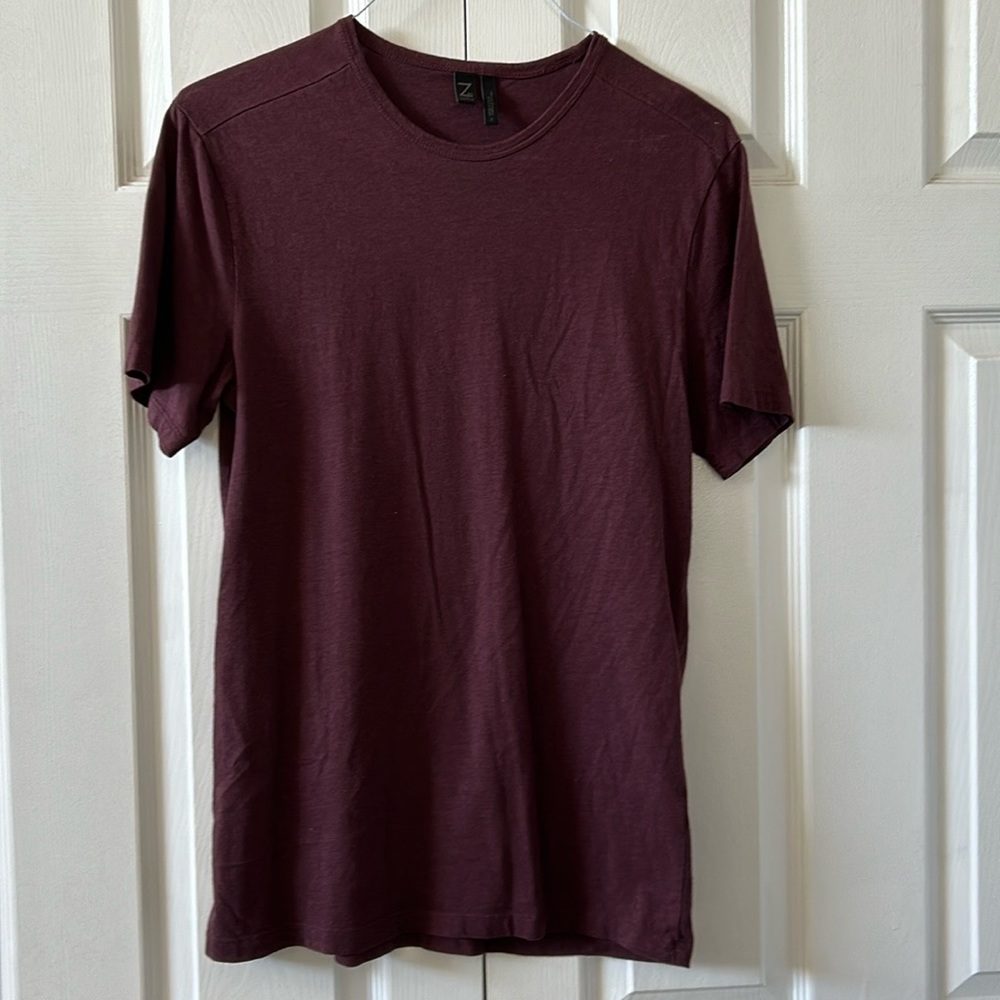 Zella men’s T-shirt, size small (color is maroon)